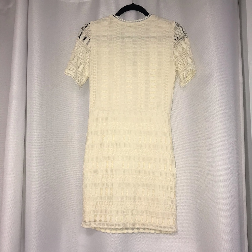 H&M short sleeved lace cream mini dress